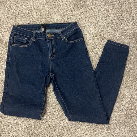 FOREVER21 Skinny Jeans - Picture 4 of 6